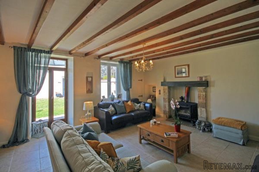 Melleran (79) - EXCLUSIVE. Immaculate detached farmhouse.. - 7