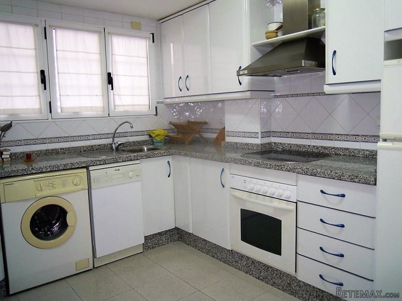 2 bedroom, 1 bathroom Apartment, (build.. - 2
