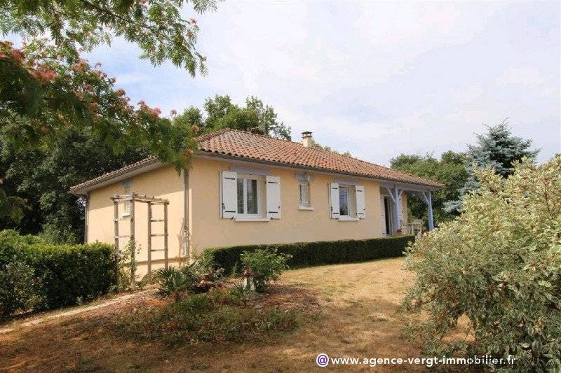 Ref 29053 : Une Maison En Parfait État.. - 2