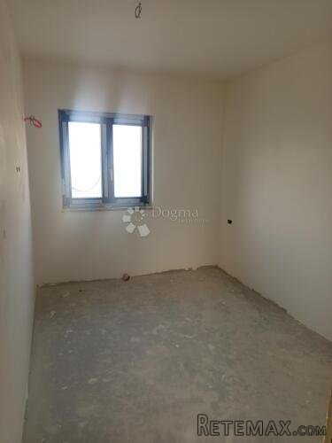 Moderni stan 60 m² u Puli – mirna lokacija, priroda i