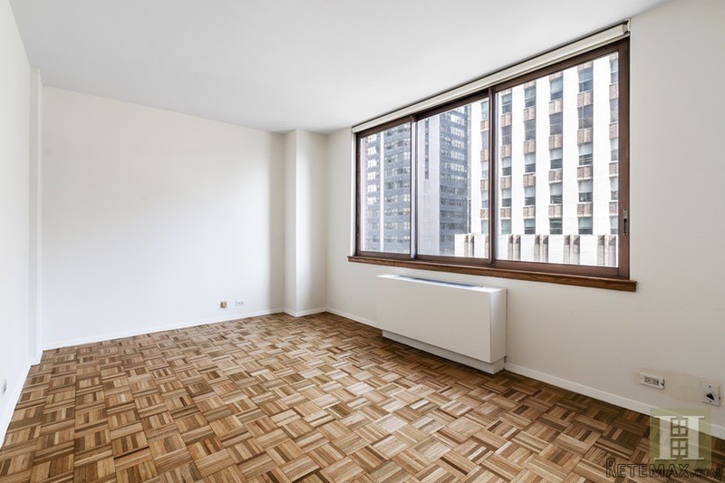 1 bedroom Apartment For Sale: 235 EAST.. - 2