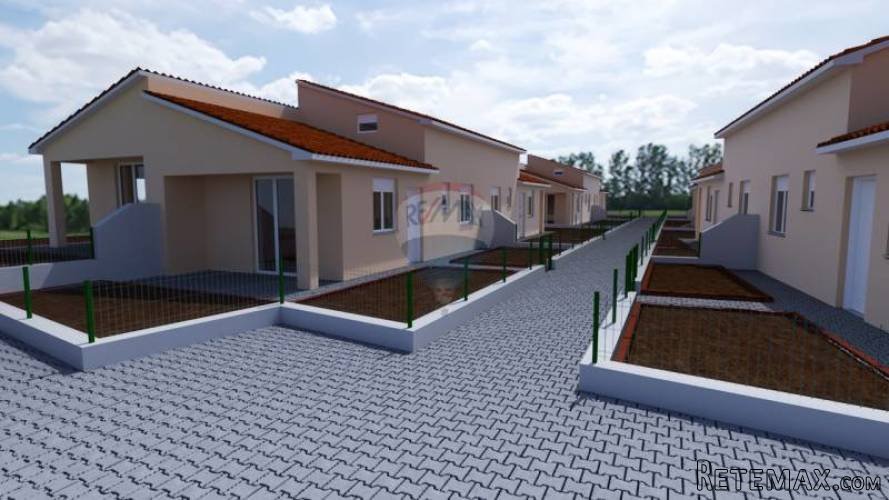 NOVA KUĆICA S VRTOM 900m OD PLAŽE - 2