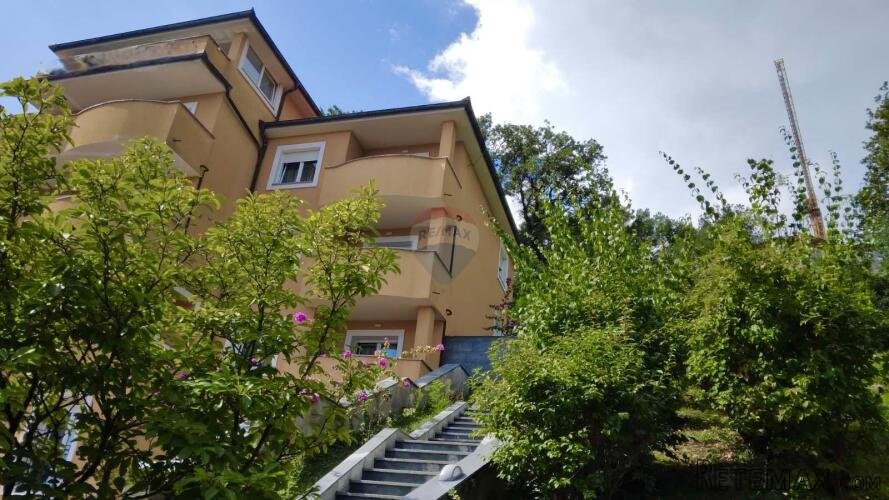 Opatija, blizina centra, kuća s 15 apartmana, uhodan posao