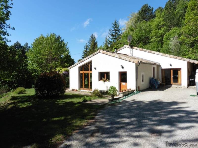 Pretty Villa Close To The Village With..