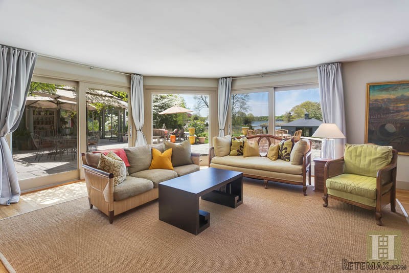 5 bedroom House For Sale: 73 NEARWATER.. - 2