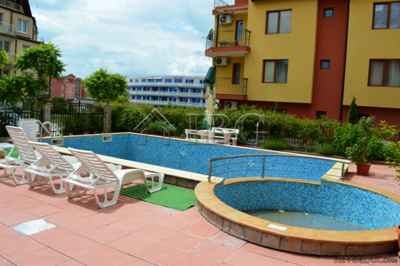 Studio with POOL views in Mirage.. - 2