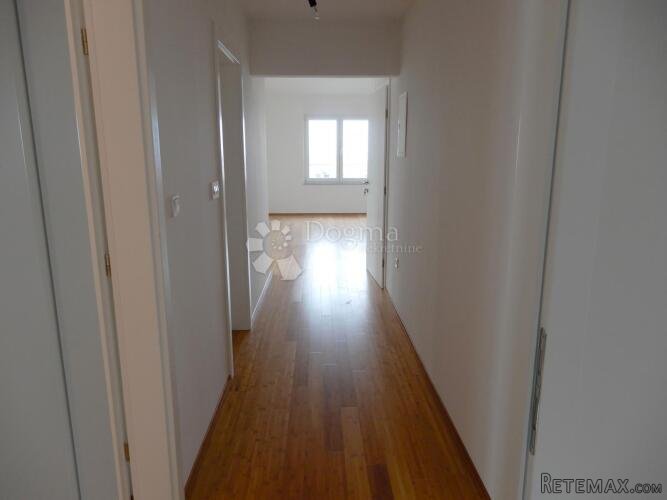 Malinska dvoetažni apartman, 2S + DB