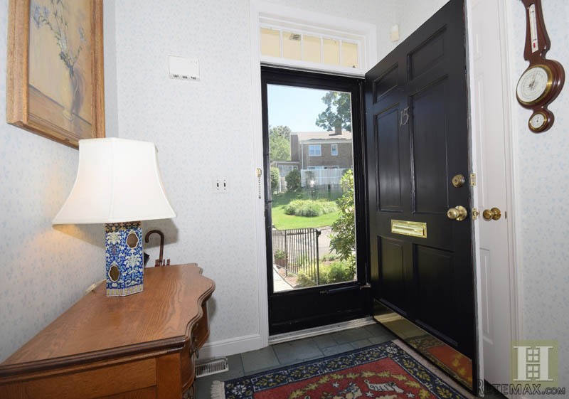 3 bedroom Apartment For Sale: 205 MAIN.. - 2