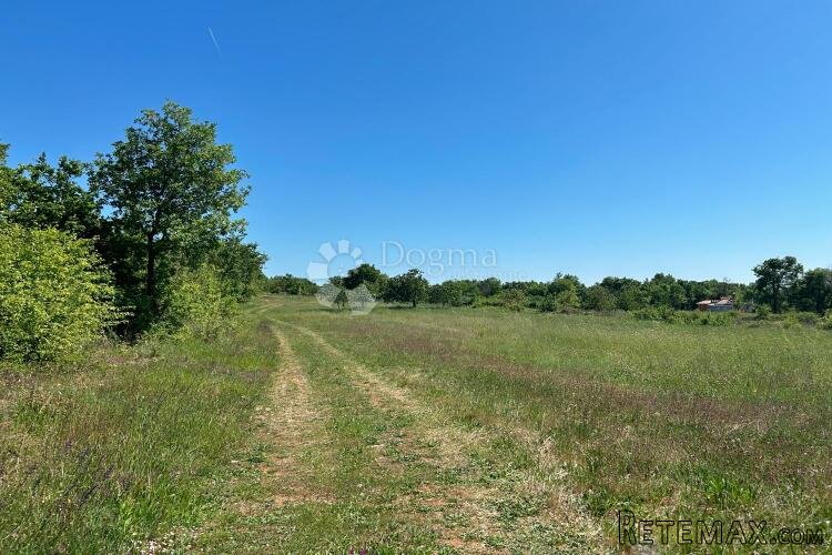SVETVINČENAT – odlična parcela uz rub građevinske zone - 2