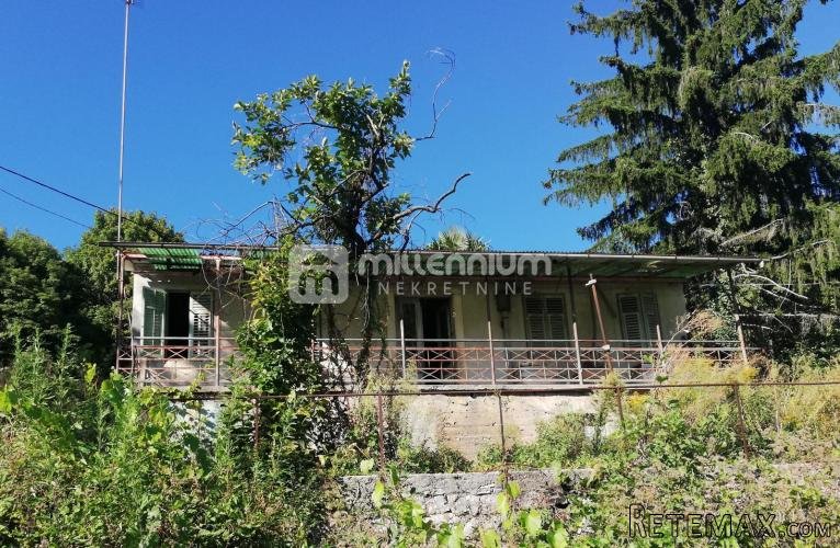 Veprinac, kuća s 2.160m2 terena - 2