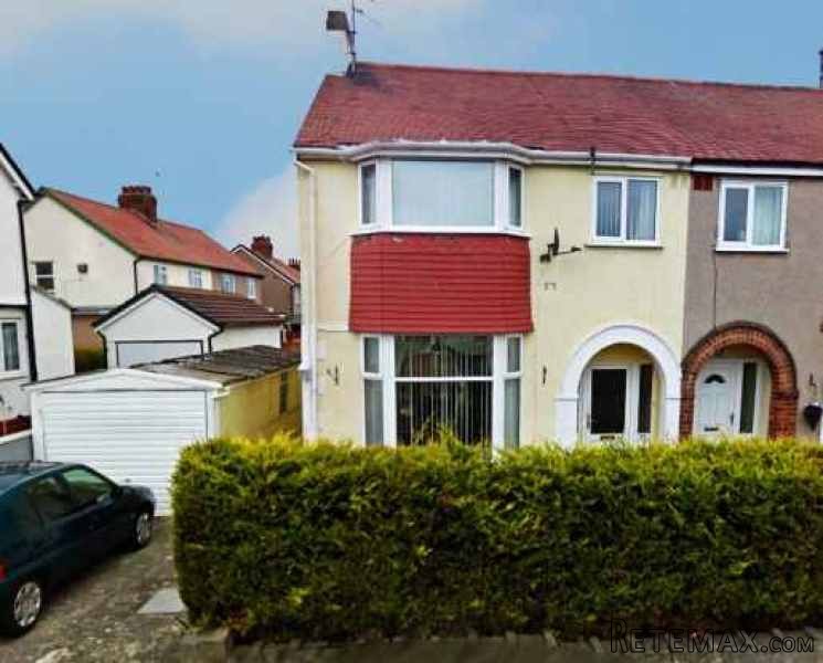 3 bedroom, Semi-detached House house..