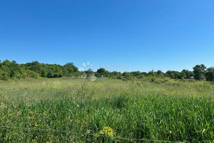 SVETVINČENAT – odlična parcela uz rub građevinske zone - 3