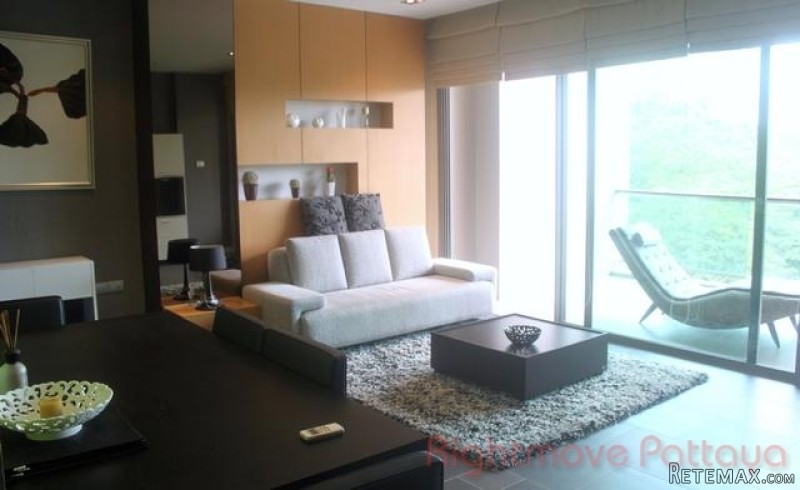 1 Bedroom Condo for sale in Wongamat -.. - 2