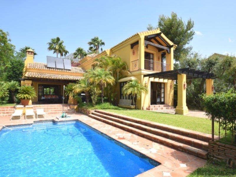 5 Bedroom Villa For Sale Situated In..