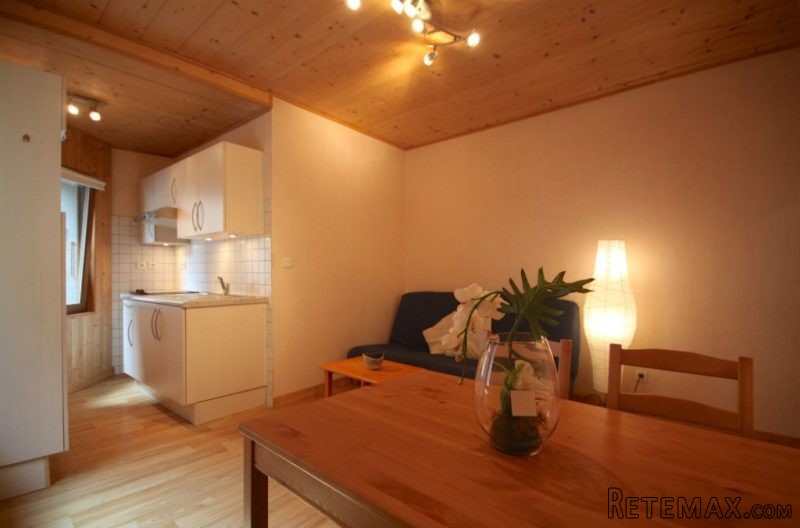 Impeccable Renovated 1 Bedroom.. - 2