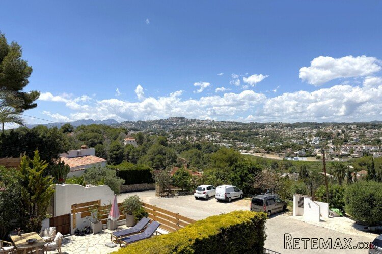 &nbsp;Located in Moraira’s Paichi area,this south w.. - 4