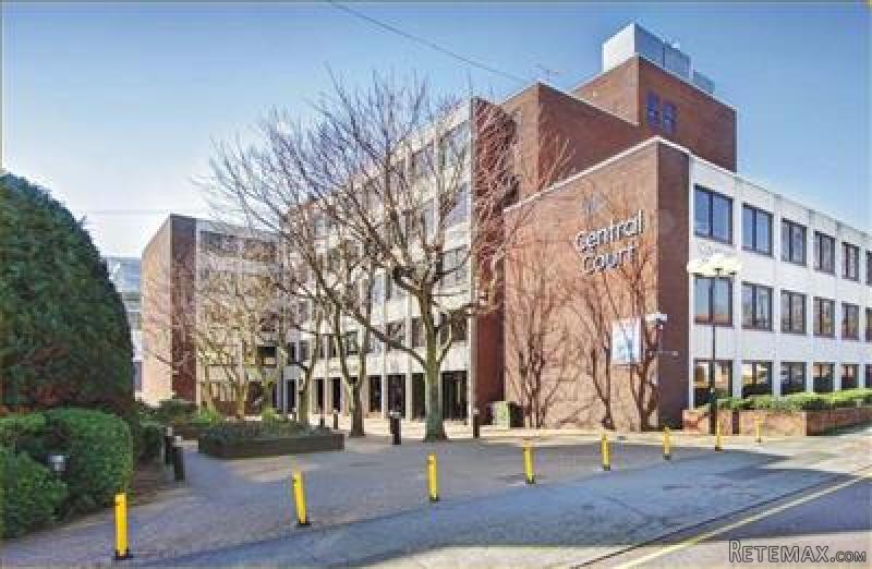 Central Court, Knoll Rise, Orpington..