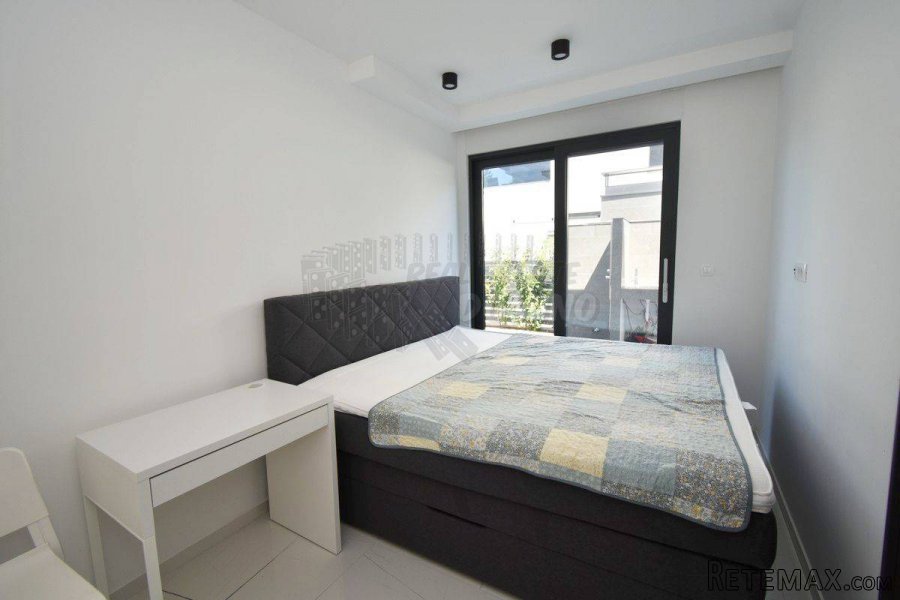 Prekrasan apartman s vlastitim bazenom 70 m od mora! Njivice - 15