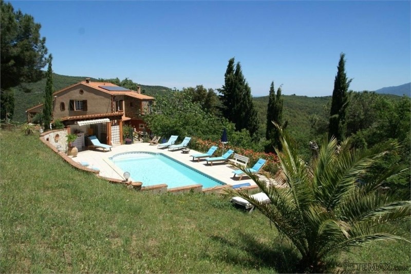 Exceptionnal Villa With 2 Gites, Pool..