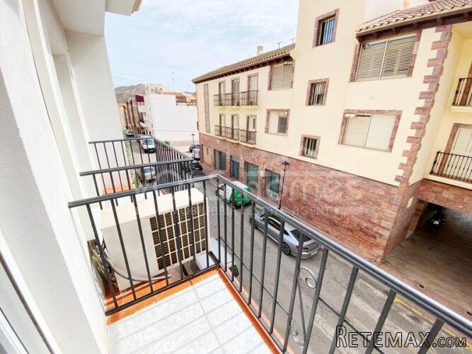 GREAT LOCATION IN HUERCAL-OVERA TOWN - First floor.. - 16