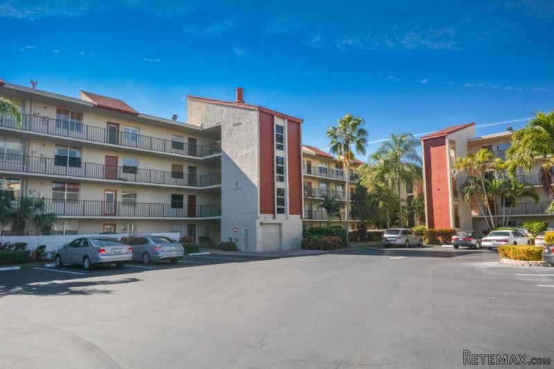 14773 Cumberland Dr #408, Delray Beach..