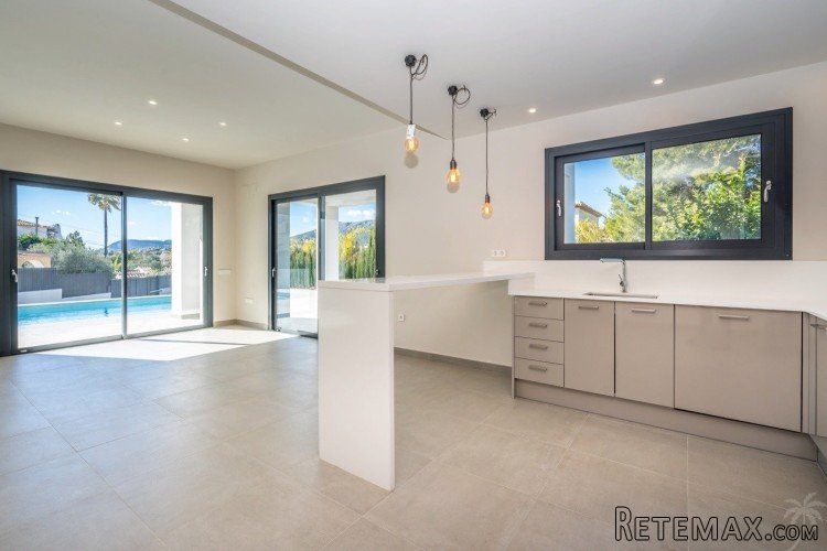 Modern new build villa for sale in Calpe, on a quiet and.. - 7