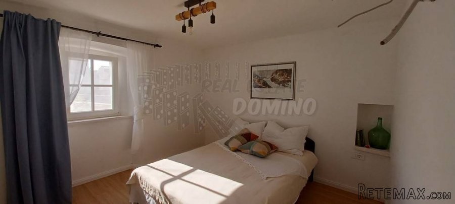Renovirana kuća sa okućnicom od 1068m2! Otok Krk! - 8