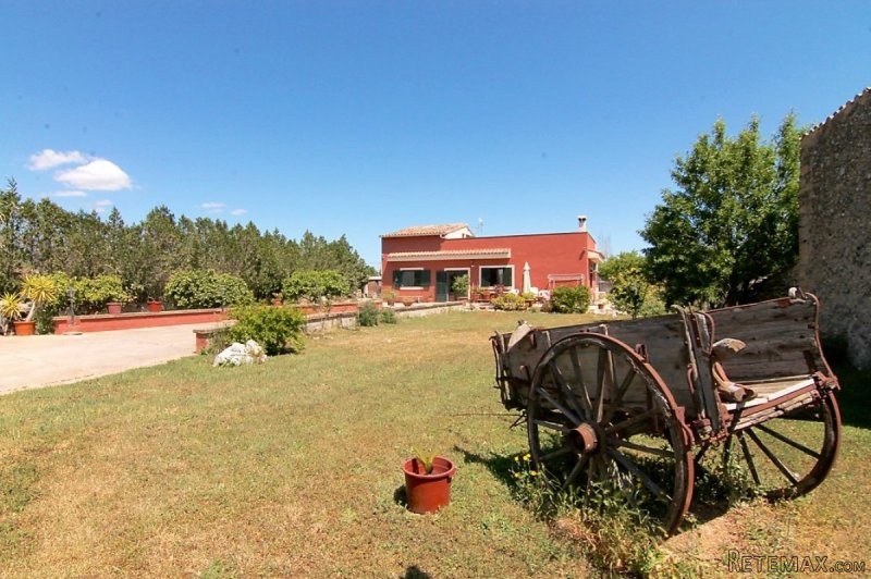 Cute country home in Lloseta with..