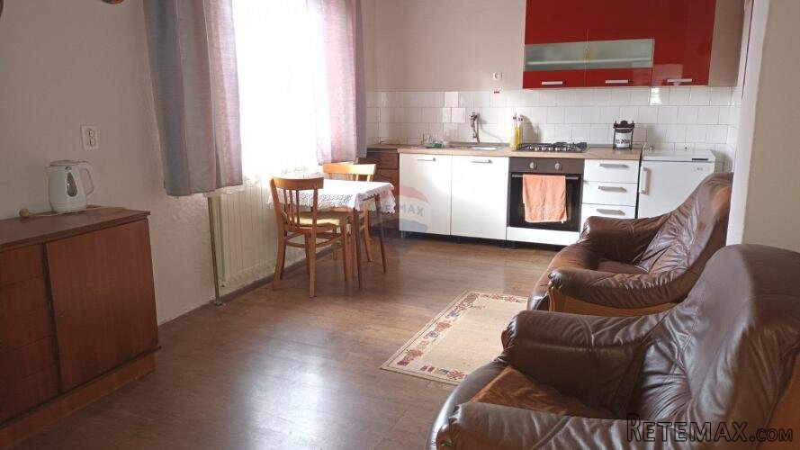Gorski kotar, Skrad - useljiva kuća, 170 m2 - 2