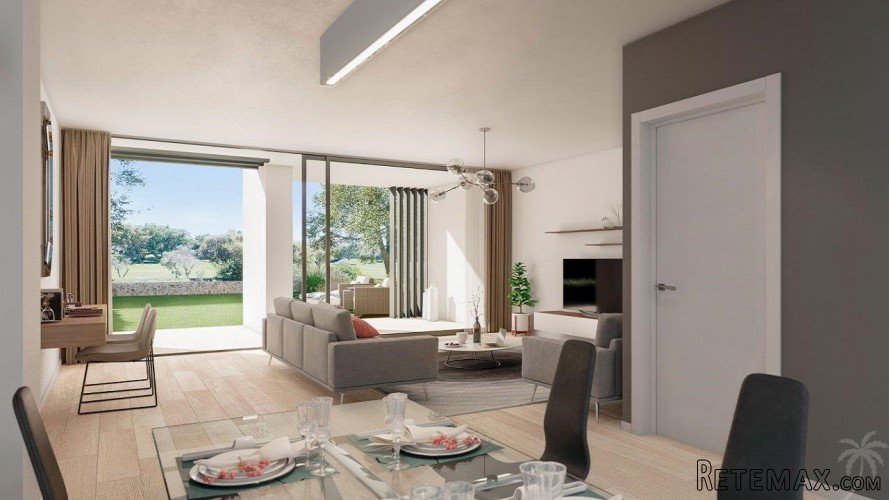 Magnificent spacious front line golf homes set within an.. - 4