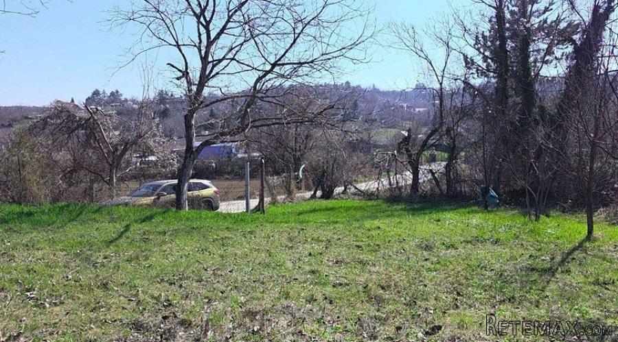 Plac za turističko-rekreativni kompleks u blizini Novog Sada