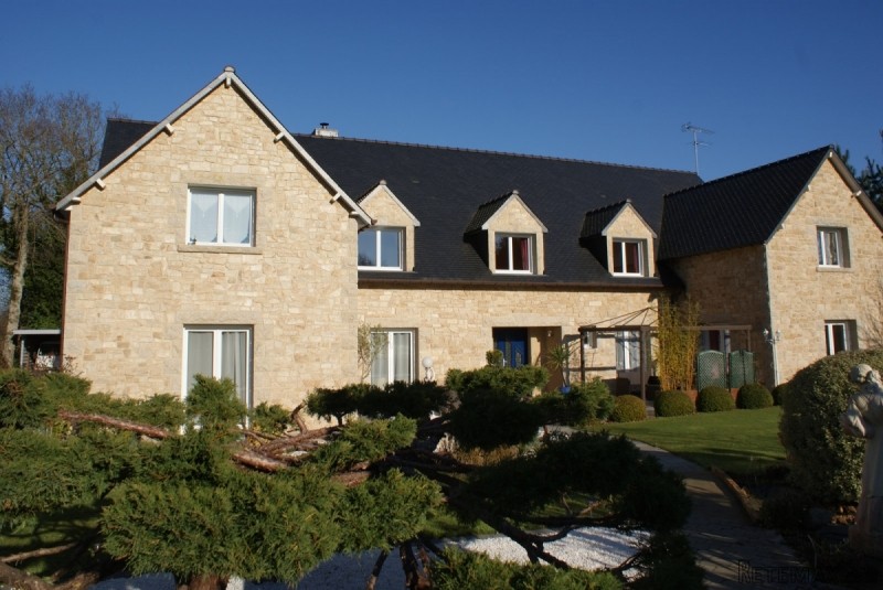 Impressive Detached House with Pool