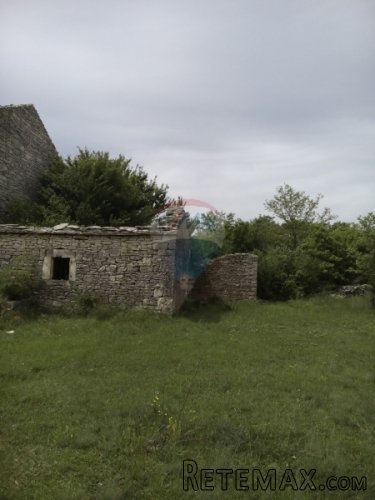 Istra,stara stancija okružena prirodom - 5