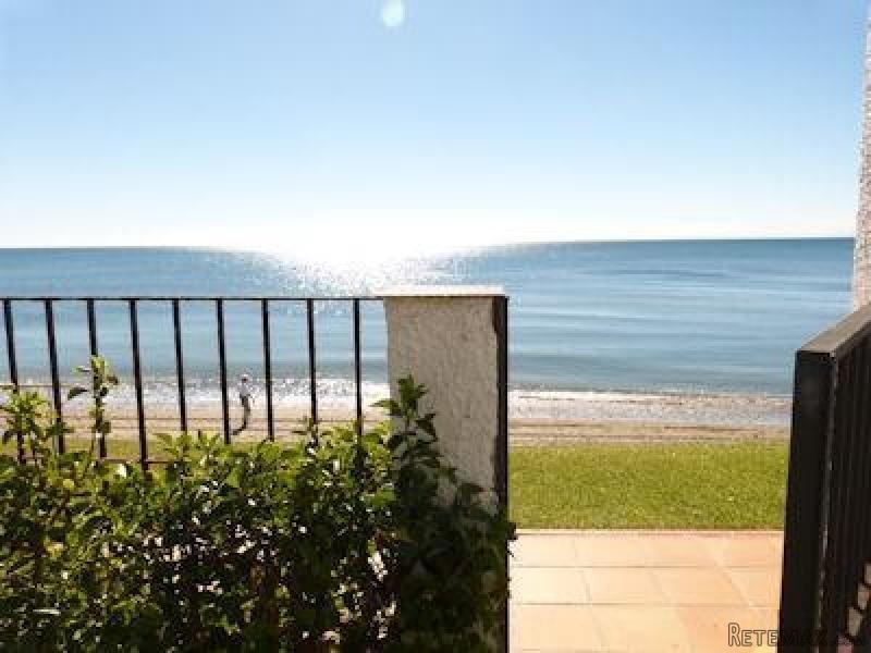 3 bedroom town house for sale