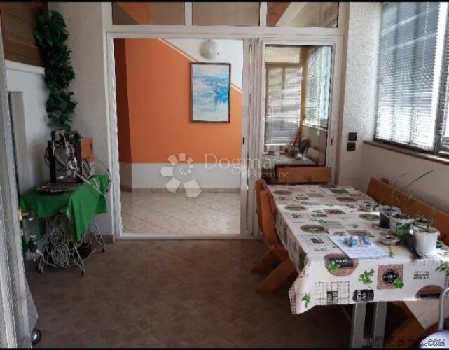Dva stana u jednom, Vodice - 2