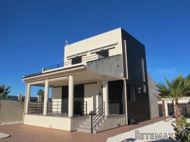 Several types of villas which can be built on different.. - 2