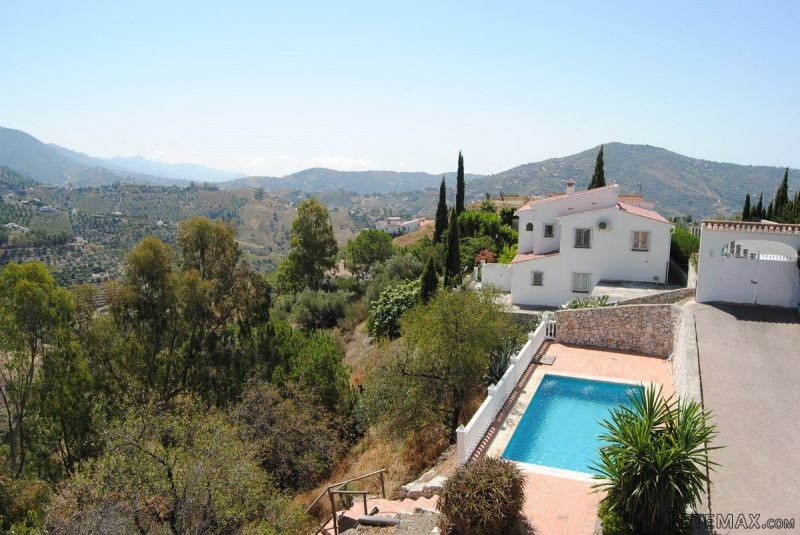 Villa for Sale in Competa, Competa.. - 2