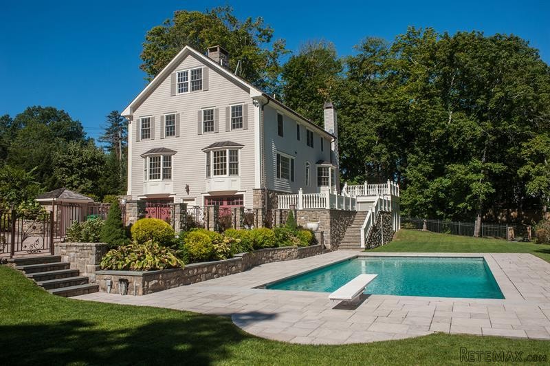5 bedroom House For Sale: 474 North..