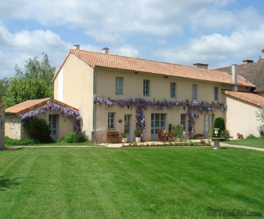 Les Forges (79) . Luxury 2 bedroom apartment in grounds of.. - 2