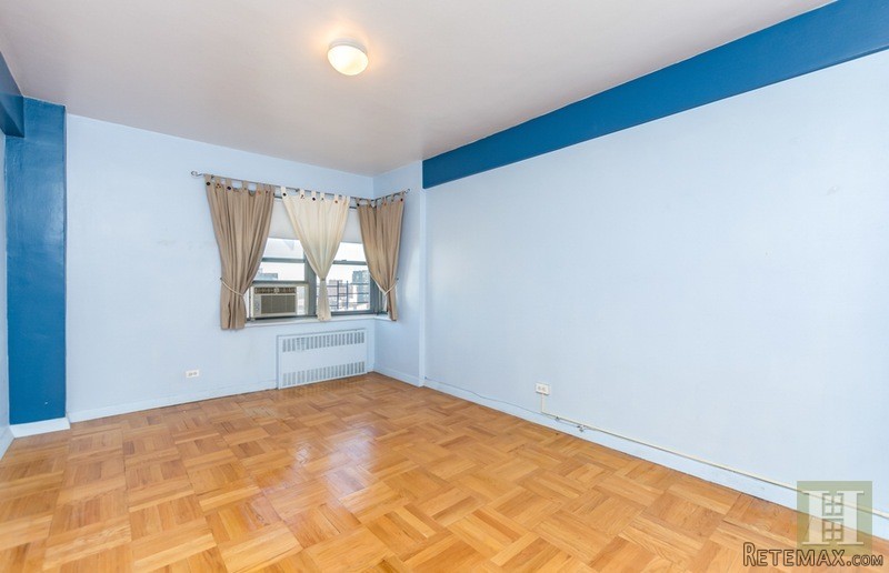 2 bedroom Apartment For Sale: 3515.. - 2