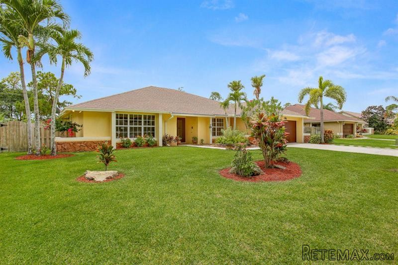 4 bedroom Residence For Sale:.. - 2