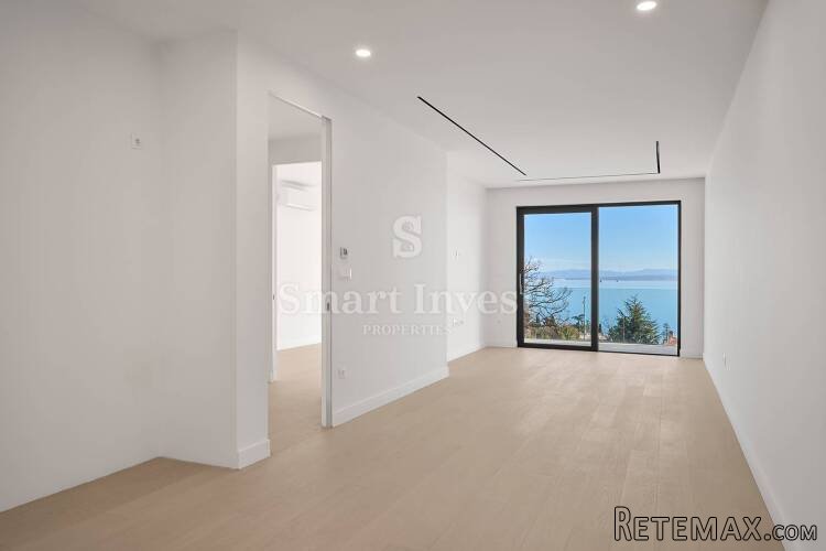 OPATIJA, stan 2S+DB s pogledom na more i garažom