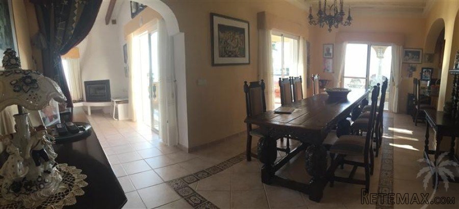 This beautiful villa is located in El Campello namely in.. - 3
