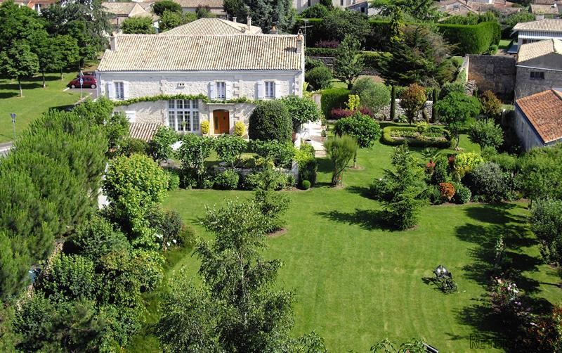 Garden Oasis Close To City Centre