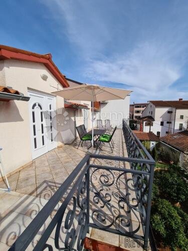Stan 122m2 Rovinj- blizina plaže Kuvi