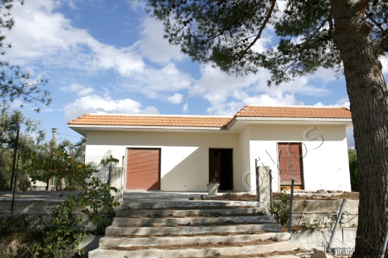 V000084, Spacious Villa, 3 Bedrooms And..
