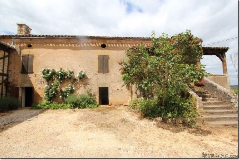 House in Hamlet Location, Lovely Views