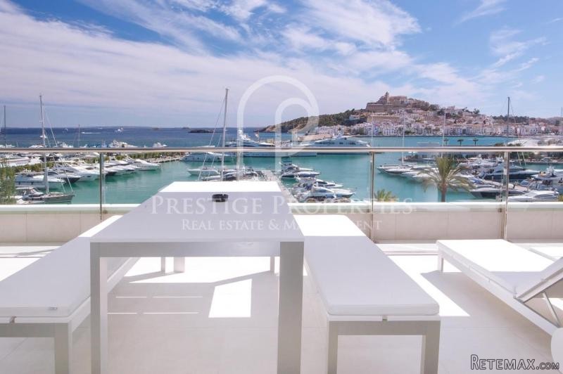 Beautiful reformed apartment on the sea.. - 2