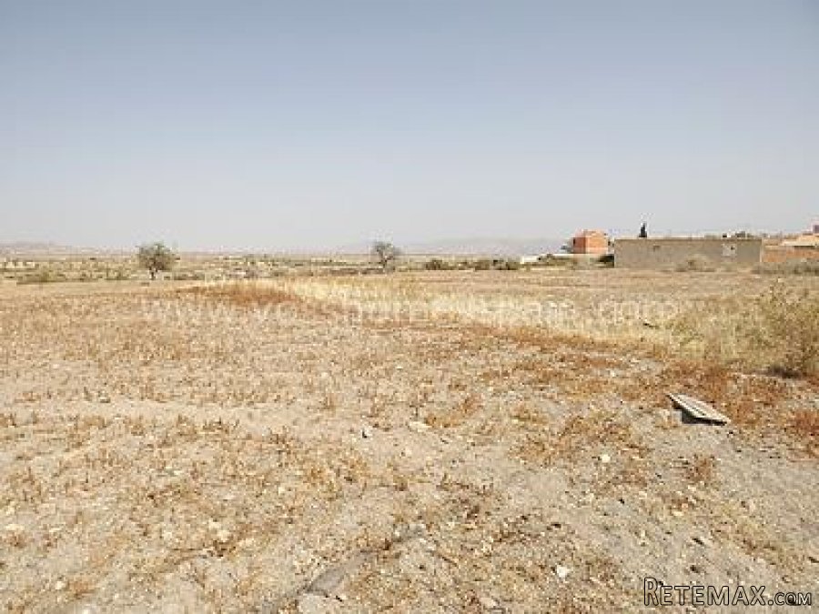 Large country property of 100m2 with 2,400m2 of URBANIZABLE.. - 5