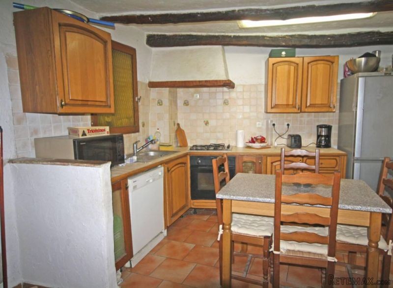 Sale House - Le Broc - 2